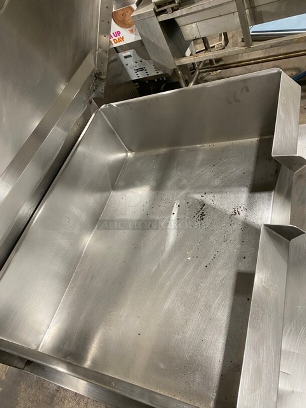 Cleveland All Stainless Steel Natural Gas powered Tilt Skillet/Braising Pan! On legs! - Image 5 of 7