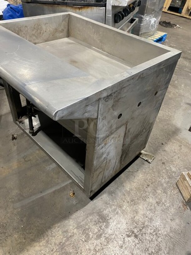 Commercial Gas Powered Steam Table! All Stainless Steel! On Legs! - Image 2 of 7