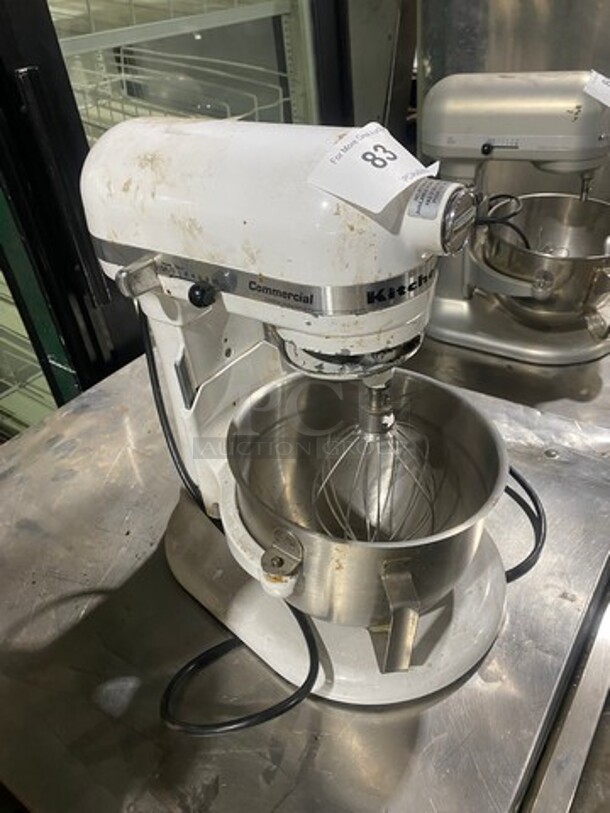 Kitchen Aid Countertop Planetary Mixer! With Mixing Bowl! With Whisk Attachment! Model: KM25G SN: WT1826164 120V - Image 3 of 8