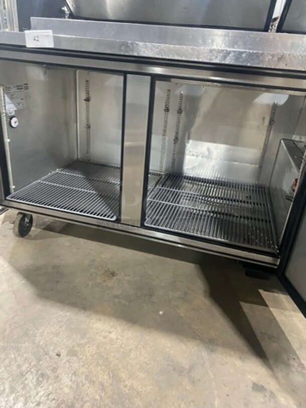 TRUE All Stainless Steel Pizza Prep Table! 2 Door Refrigerator! On Casters! Model TPP-67 Serial 8908444 115V/60Hz/1 Phase - Image 5 of 10