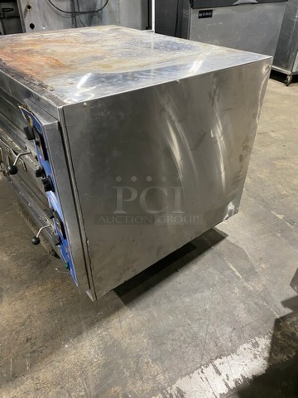 Bakers Pride Commercial Electric Powered Double Deck Pizza Oven! All Stainless Steel! 2x Your Bid Makes One Unit! Model: EP22828 SN: 580631701003 208V 60HZ 3 Phase - Image 3 of 8