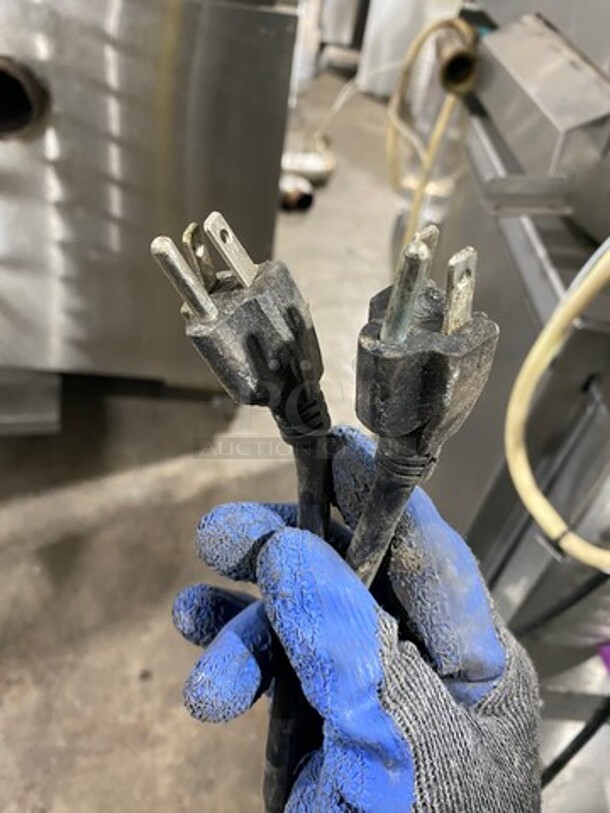 Hardt Commercial Natural Gas Powered Rotisserie Machine! With View Through Front Access Door! All Stainless Steel! Model: INFERNO3500 SN: 100935HFD11174 - Image 9 of 12