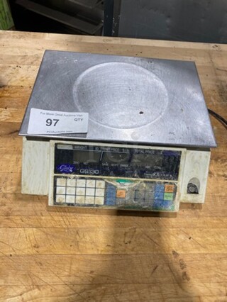 Globe Commercial Countertop Digital Weight/Price Scale! Model: GS130