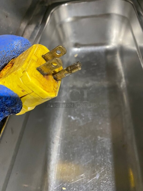 GZG Commercial Refrigerated Sandwich Prep Table! With Chop Block Cutting Board! With Single Door Storage Space! All Stainless Steel! On Casters! - Image 9 of 9