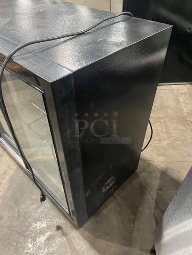 Commercial 2 Sliding Door Bar Back Cooler Merchandiser! With Sliding Doors! With Racks! 115V 1 Phase! - Image 2 of 7