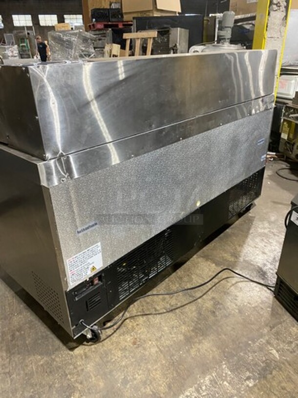 Avantco Commercial Refrigerated Sandwich Prep Table! With 3 Door Underneath Storage Space! Poly Coated Racks! All Stainless Steel! On Casters! Model: 178SSPT71MHC 115V - Image 4 of 9