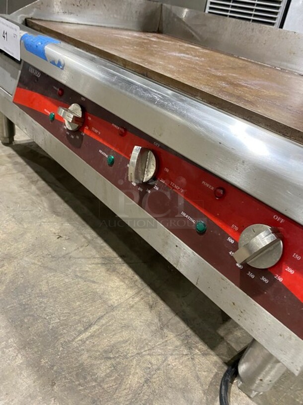 Avantco Commercial Countertop Electric Powered 30" Flat Top Griddle! With Back & Side Splashes! All Stainless Steel! On Legs! Model: 177EG30N! 208/240V! - Image 6 of 8