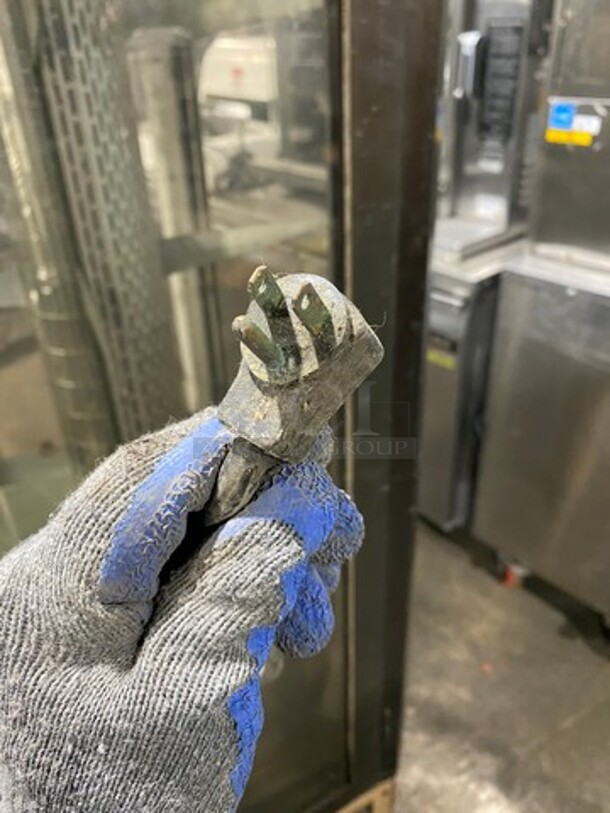 Traulsen Commercial Refrigerated Revolving Dessert Display Case Merchandiser! - Image 7 of 8