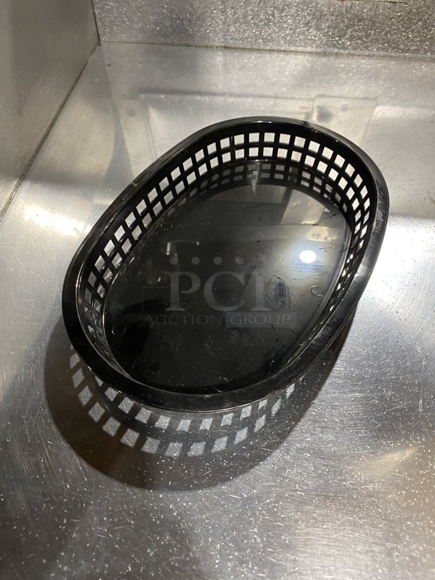 TABLECRAFT BRAND NEW!  Black Plastic Dinner Platter / Fast Food Basket - Image 6 of 6