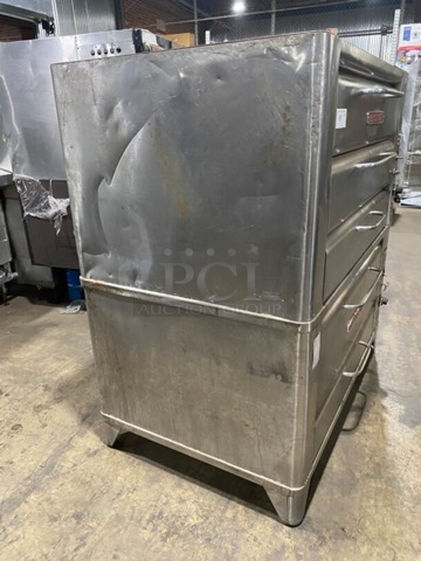 Blodgett Commercial Natural Gas Powered Double Deck Baking/ Pizza Oven! All Stainless Steel! On Legs! 2x Your Bid Makes One Unit! WORKING WHEN REMOVED! - Image 2 of 12