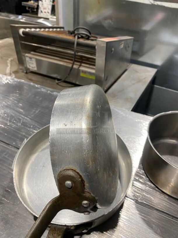 Assorted Size Saucepans! 3x Your Bid! - Image 9 of 9