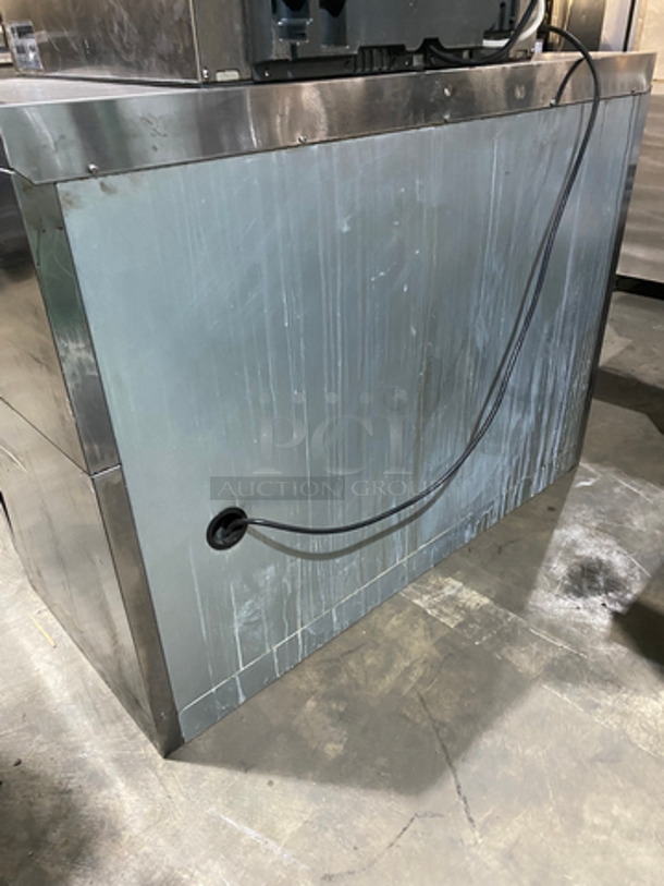 Beverage Air Commercial Refrigerated 2 Door Bar Back Cooler! With View Through Doors! Poly Coated Racks! Stainless Steel Body! Model: BB48GSY-1-S-27-LED SN: 11507923 115V 60HZ 1 Phase - Image 4 of 7