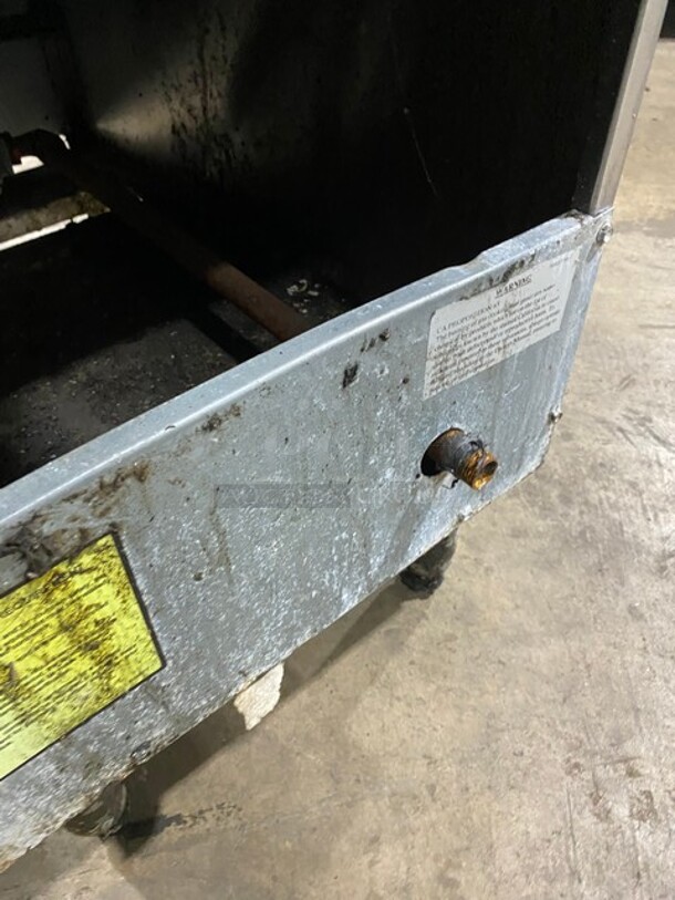 American Range Commercial Natural Gas Powered Deep Fat Fryer! With Backsplash! All Stainless Steel! On Legs! - Image 7 of 7