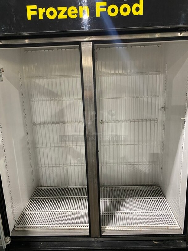 True 2 Door Glass Reach In Freezer Merchandiser! Model GDM-49F, Serial number 14604955! 115/208/230V 60HZ 1 Phase! - Image 5 of 8