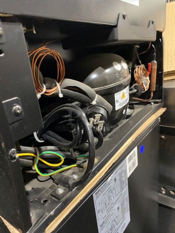 NEW! OUT OF THE BOX! SCRATCH-N-DENT! Danby Single Door Wine Bottle Cooler/Chiller! With View Through Door! With Racks! 38 Wine Bottle Capacity! Model: DWC040A3BSSD 115V - Image 7 of 7