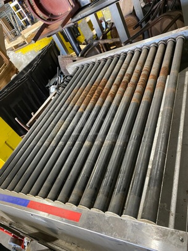 APW Wyott Commercial Countertop Hot Dog Roller Grill! All Stainless Steel! Model: HRS755T SN: 817961990263 208/240V 60HZ 1 Phase - Image 4 of 7