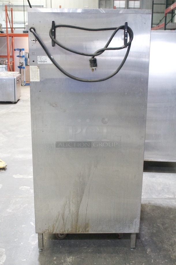 Alto-Shaam 20-20W CombiMate Heated Roll-In Holding Cabinet W/ Roll-In Rack - 208/240V - Image 11 of 12