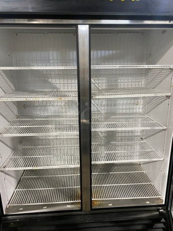 True 2 Door Reach In Freezer Merchandiser! With View Through Doors! Poly Coated Racks! Model: GDM49FLD SN: 7578241 115/208/230V 60HZ 1 Phase - Image 5 of 11