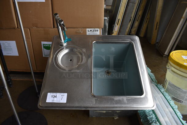 Stainless Steel Commercial Drop In Ice Bin and Water Dispenser. 24x22x32