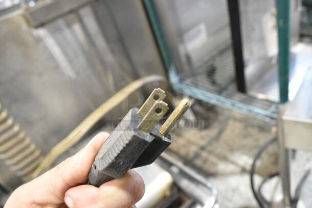 Cecilware Metal Countertop Warming Light. 120 Volts, 1 Phase. Tested and Working! - Image 4 of 6