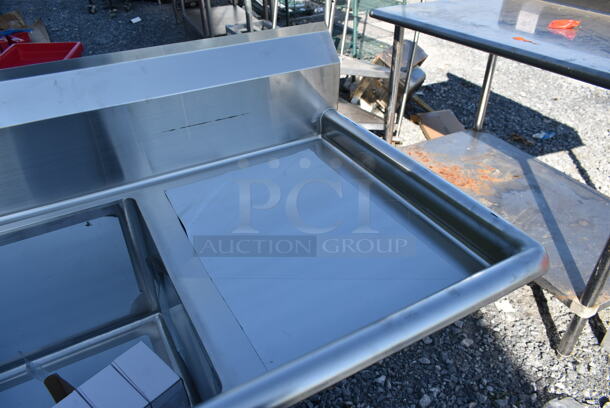 BRAND NEW SCRATCH AND DENT! Steelton 522S31818LRC Stainless Steel Commercial 3 Bay L Shaped Sink w/ Dual Drain Boards. Bays 18x18. Drain Boards 16x20 - Image 4 of 6