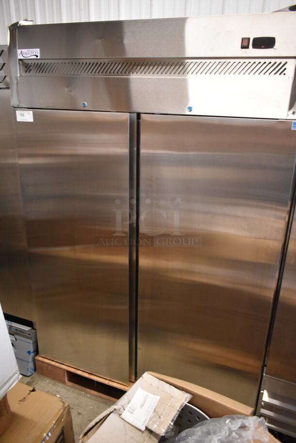 BRAND NEW SCRATCH AND DENT! 2024 True T-49F-HC Stainless Steel Commercial 2 Door Reach In Freezer w/ Commercial Casters. 115 Volts, 1 Phase. Tested and Powers On But Does Not Get Cold - Image 3 of 9