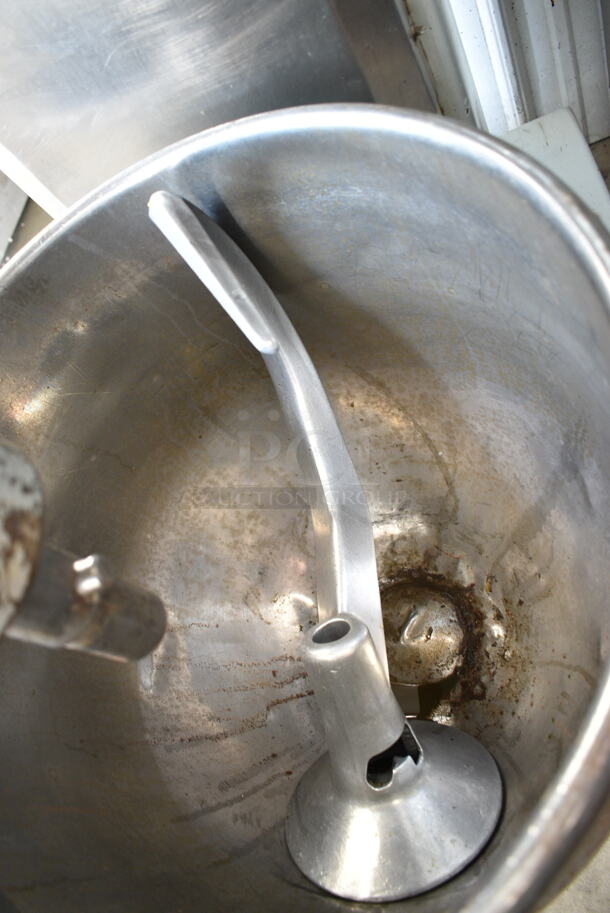 Hobart H 600 T Metal Commercial Floor Style 60 Quart Planetary Dough Mixer w/ Mixing Bowl and Dough Hook Attachment. 200 Volts, 3 Phase.  - Image 4 of 9