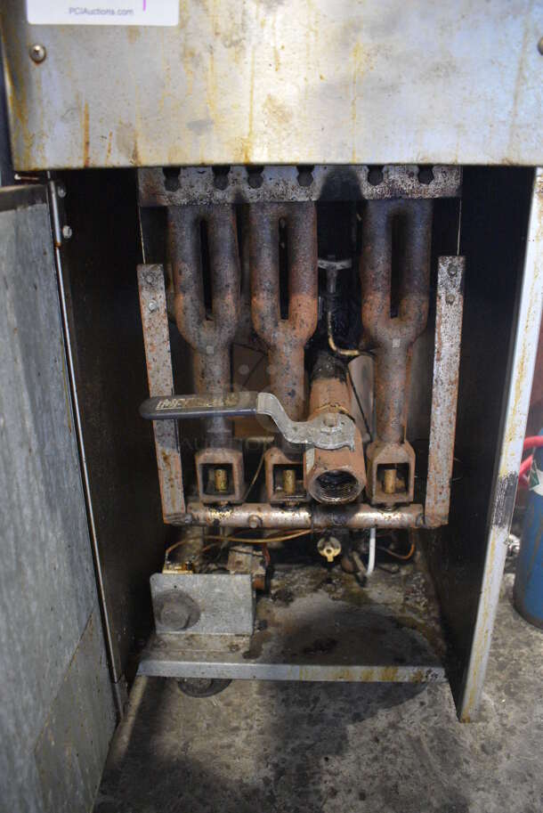 Imperial Stainless Steel Commercial Natural Gas Powered Deep Fat Fryer on Commercial Casters. 15.5x31x43 - Image 5 of 7