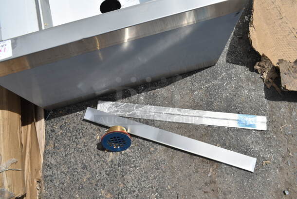 BRAND NEW SCRATCH AND DENT! Regency 600SM242412 Stainless Steel Commercial 16-Gauge Stainless Steel One Compartment Floor Mop Sink - 24" x 24" x 12" Bowl - Image 3 of 5