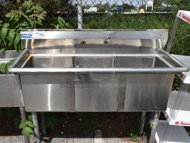 Stainless Steel Commercial 3 Bay Sink. Bays 15x13.5 - Image 1 of 3