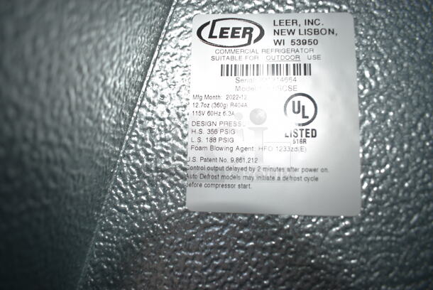 BRAND NEW SCRATCH AND DENT! 2022 Leer L060SCSE Outdoor Slanted Bagged Ice Machine Freezer Merchandiser. Includes Original Manual. 115 Volt 1 Phase. Tested and Working! - Image 8 of 9