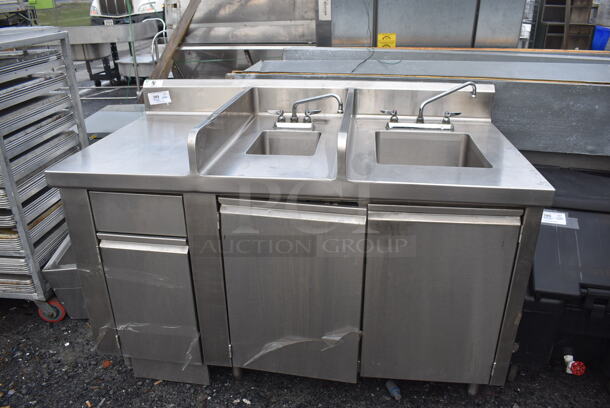 Stainless Steel Commercial Counter w/ 2 Sink Bays, 2 Faucets and 2 Handle Sets. 60x32x42.5. Bays 9x12x6, 14x16x10