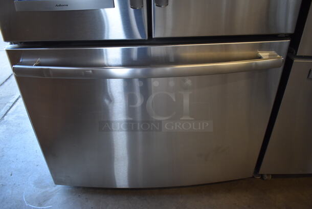 BRAND NEW SCRATCH AND DENT! General Electric DFE28JSKBSS Stainless Steel Commercial French Style Cooler Freezer Combo Unit w/ Water and Ice Dispenser. 100-127 Volts, 1 Phase. 36x36x70. Tested and Working! - Image 4 of 10