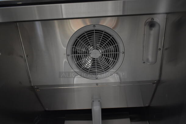 BRAND NEW SCRATCH AND DENT! 2021 Migali C-1FB-HC Stainless Steel Commercial Single Door Reach In Freezer w/ Poly Coated Racks on Commercial Casters. 115 Volts, 1 Phase. Tested and Working! - Image 9 of 10