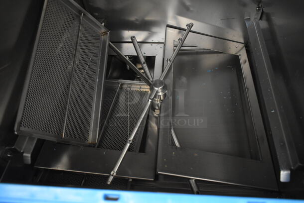 BRAND NEW SCRATCH AND DENT! 2023 Noble Wareforce UH30-E Stainless Steel Commercial Energy Efficient High Temp Undercounter Dishwasher. 208/230 Volts, 1 Phase.  - Image 7 of 8