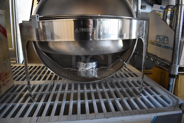 BRAND NEW IN BOX! Sunnex Round Roll Top Chafing Dish. 19x21x20 - Image 5 of 6