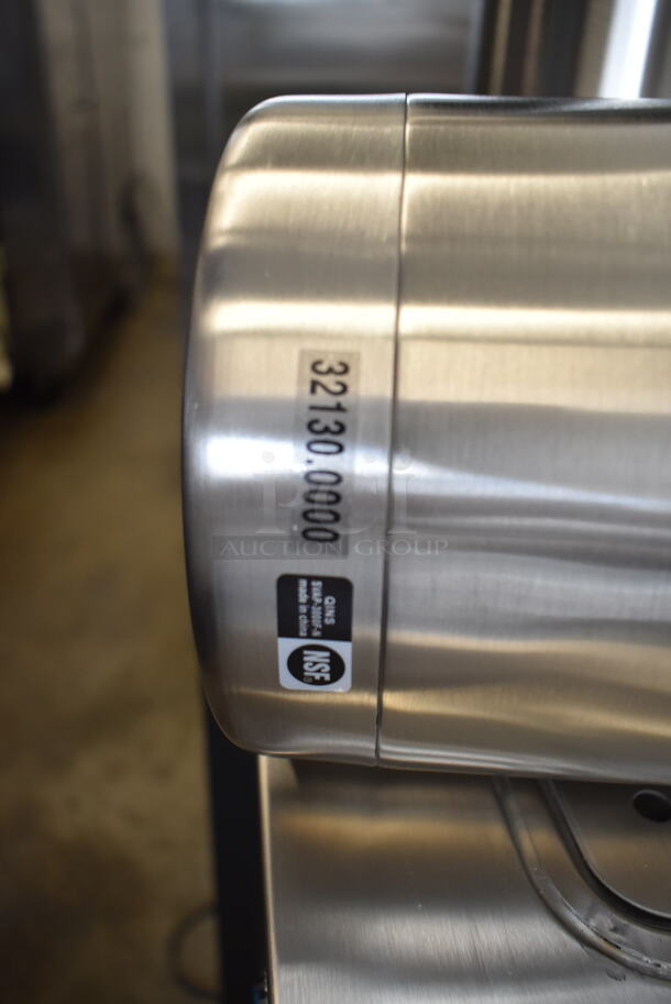 2 BRAND NEW SCRATCH AND DENT! Bunn 3 Liter Stainless Steel Lined Lever Action Airpot 32130.0100. 2 Times Your Bid! - Image 4 of 4
