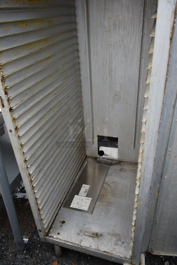 Metal Commercial Enclosed Pan Rack on Commercial Casters. - Image 4 of 4