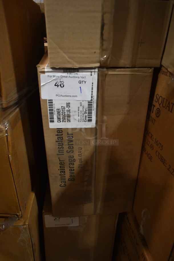BRAND NEW! Cambro Camtainer 250LCD157 2.5 Gallon Coffee Beige Insulated Beverage Dispenser - Image 2 of 3