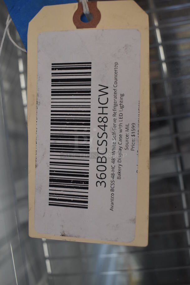 BRAND NEW SCRATCH AND DENT! Avantco 360BCSS48HCW Metal Commercial Floor Style Refrigerated Display Case Merchandiser. 115 Volts, 1 Phase. 48x23x27. Tested and Working! - Image 7 of 11