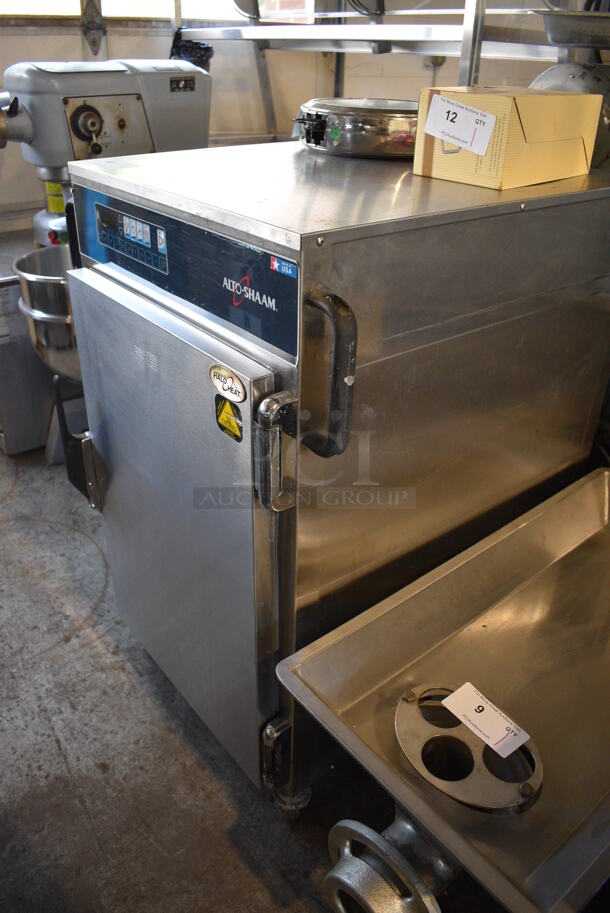 2013 Alto Shaam 1000-TH/III Stainless Steel Commercial Holding Warming Cabinet on Commercial Casters. 208-240 Volts, 1 Phase. 27x29x40 - Image 4 of 6