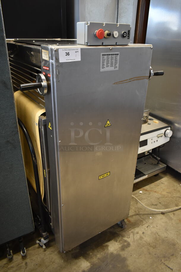 Ostali Taglerina Orizzontale Metal Commercial Floor Style Reversible Dough Sheeter on Commercial Casters. 400 Volts, 3 Phase. - Image 4 of 8