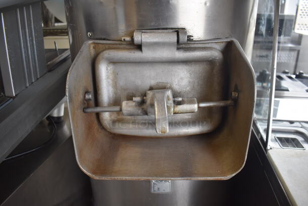 Hobart 6460-T Metal Commercial Floor Style Potato Peeler on Stand. 200-30 Volts, 1 Phase. 21x28x55 - Image 5 of 8
