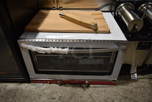 BRAND NEW SCRATCH AND DENT! Avantco 177CO38M Stainless Steel Commercial Countertop Electric Powered Full Size Convection Oven w/ View Through Door and Metal Oven Racks. 208/240 Volts, 1 Phase.