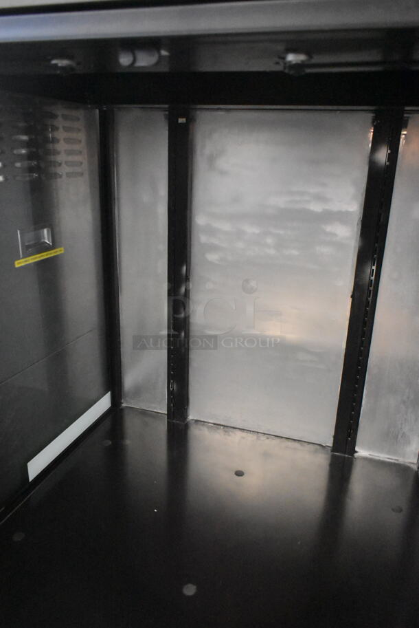 Metal Floor Style Bakery Display Case Merchandiser.  - Image 3 of 6