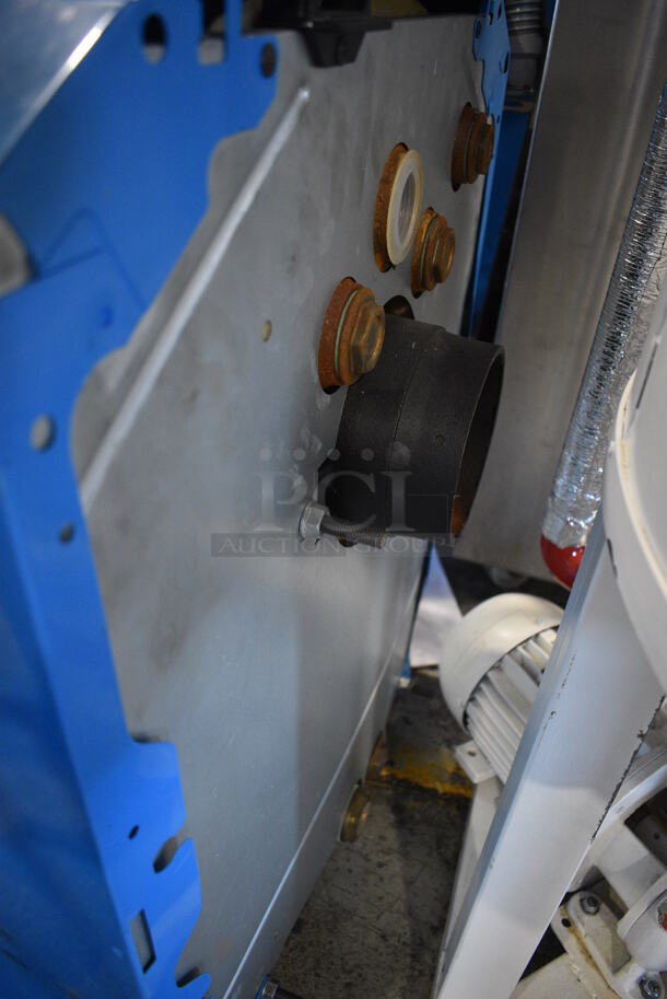 Buderus Logano Model G115/3 Metal Hot Water Oil Boiler. 24x21x31.5 - Image 8 of 8