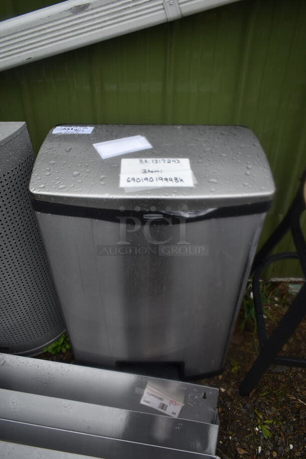 BRAND NEW SCRATCH AND DENT! Rubbermaid 6901901999BK Slim Jim Stainless Steel Black Accent Front Step-On Rectangular Trash Can with Single Rigid Plastic Liner - 96 Qt. / 24 Gallon - Image 2 of 6