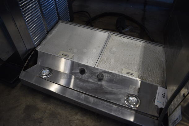 Bosch Model DUH30252UC Metal Range Hood. 120 Volts, 1 Phase. 30x20x6 - Image 5 of 6