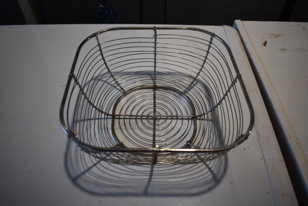 ALL ONE MONEY! Lot of 32 Metal Wire Baskets. 9.5x9.5x4. - Image 5 of 7