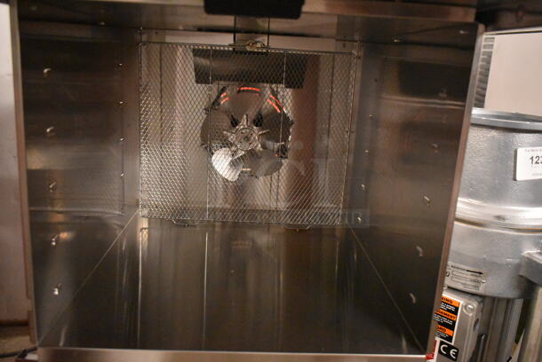 BRAND NEW SCRATCH AND DENT! 2023 Avantco 177EG30N Stainless Steel Commercial Countertop Ten Tray Food Dehydrator with Removable Door. 120 Volts, 1 Phase. Tested and Working! - Image 6 of 7